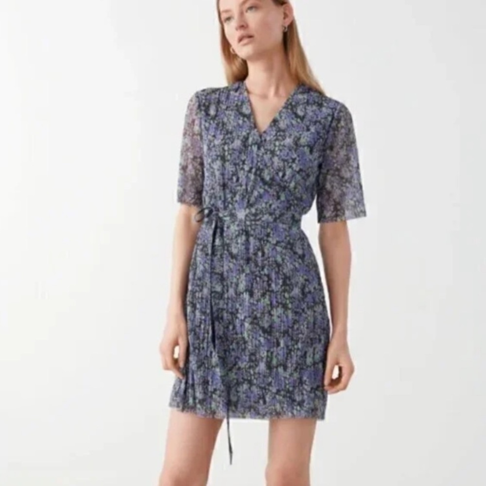 & Other Stories Short Sleeve Mini Wrap Floral Dress Size 10